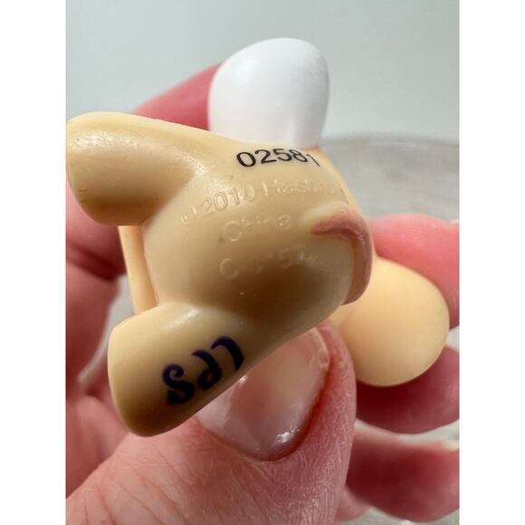 Littlest Pet Shop LPS #1618 Mouse Polka Dot Ears and Blue Dot Eyes 2010 - Picture 5 of 6